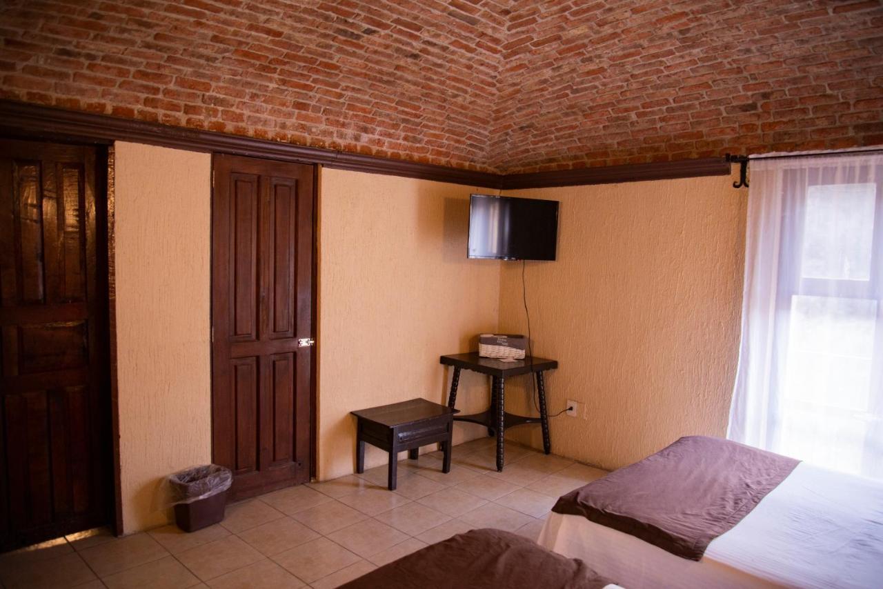Hacienda De Cobos Hotel